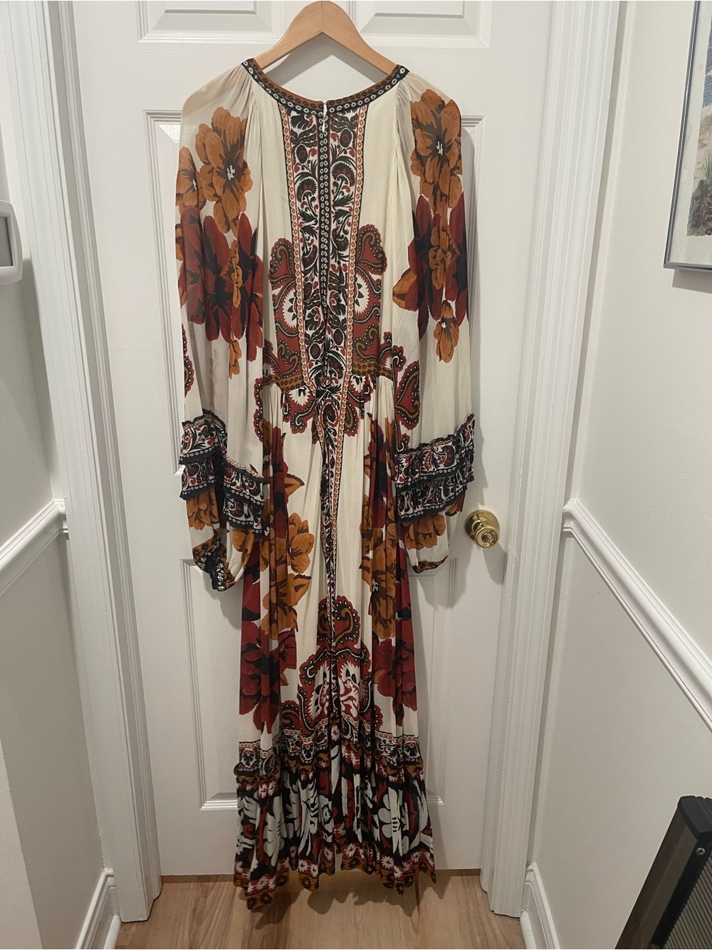 FARM Rio Cream Maxi Dress with Rust and Brown Paisley Print - Picture 4 of 4